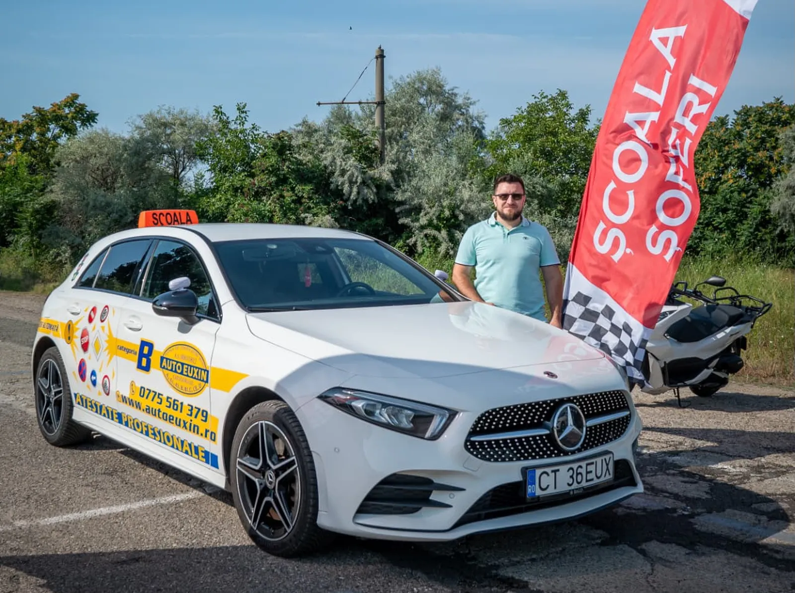 Autoturism Mercedes cu cutie automată și instructor — Auto Euxin Constanța