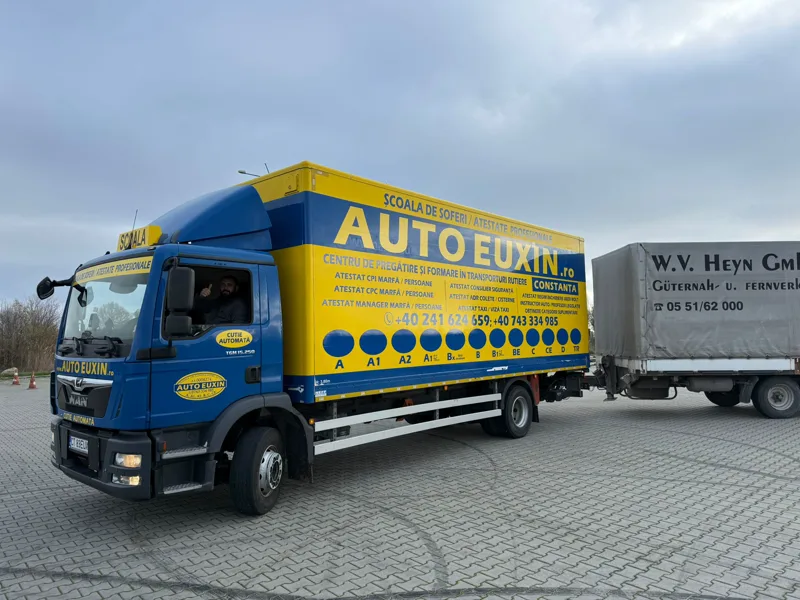 Camion Auto Euxin cu semiremorcă, pregătire pentru categoria CE